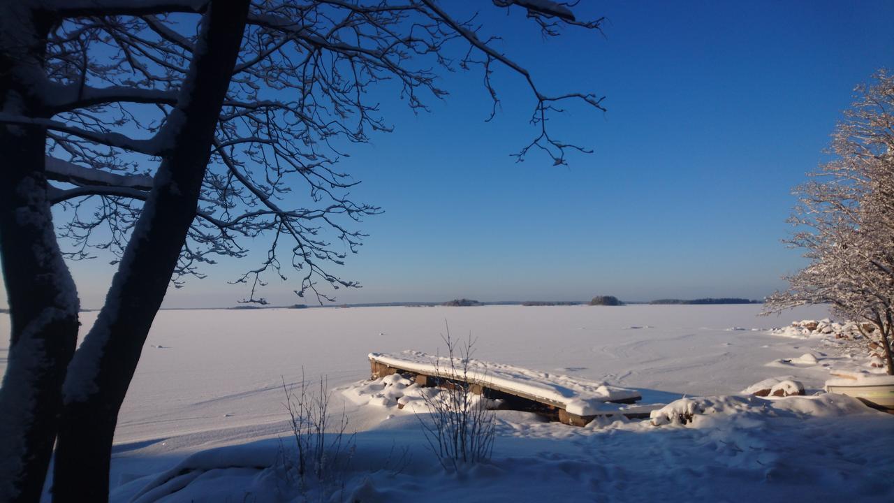 Villa Skitunaes Pyhtaa Екстериор снимка