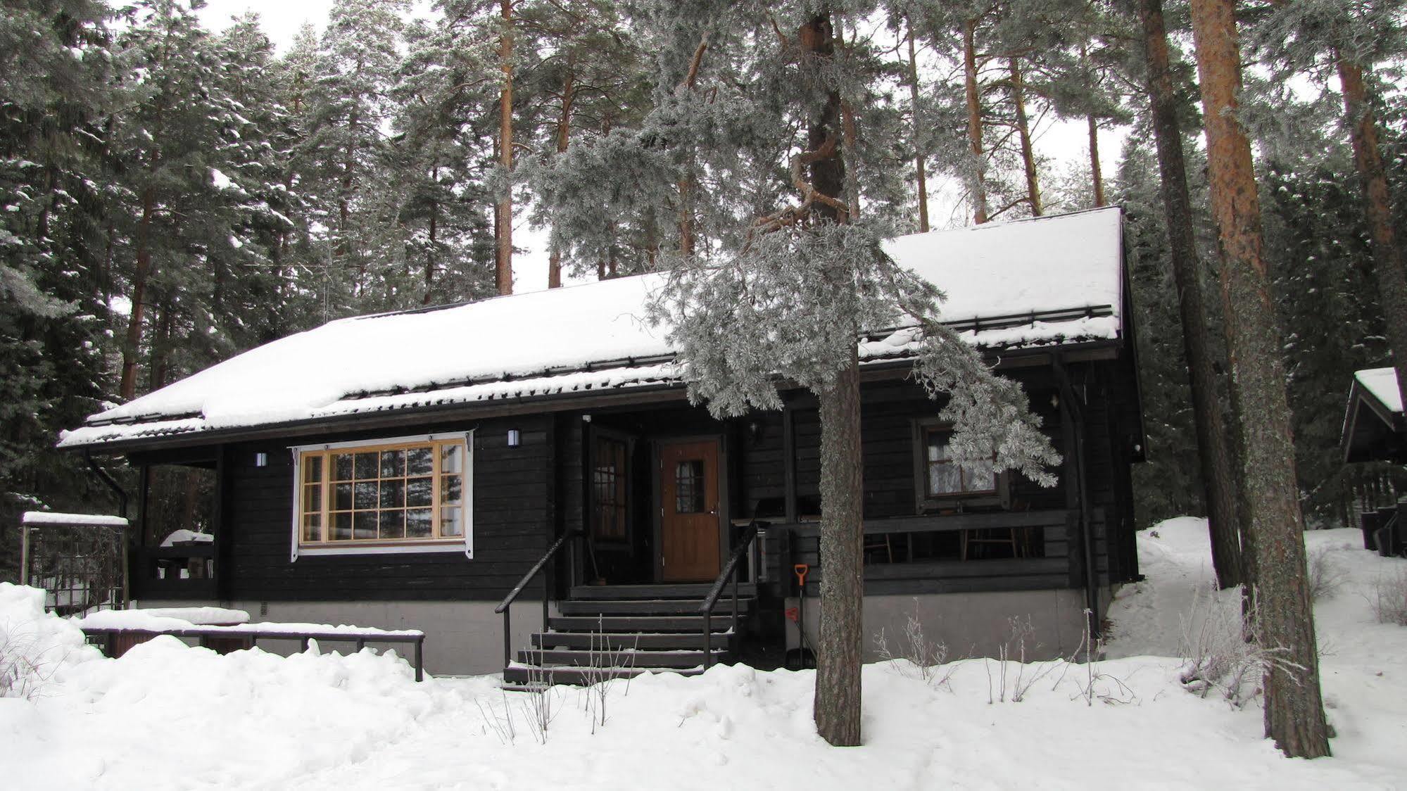 Villa Skitunaes Pyhtaa Екстериор снимка