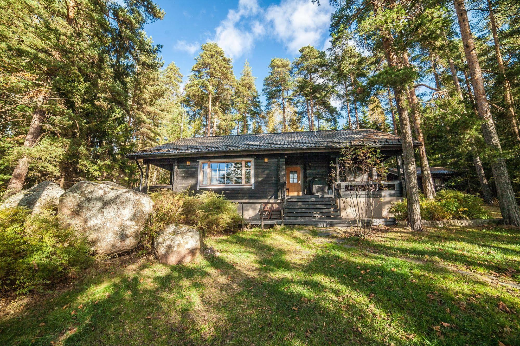 Villa Skitunaes Pyhtaa Екстериор снимка