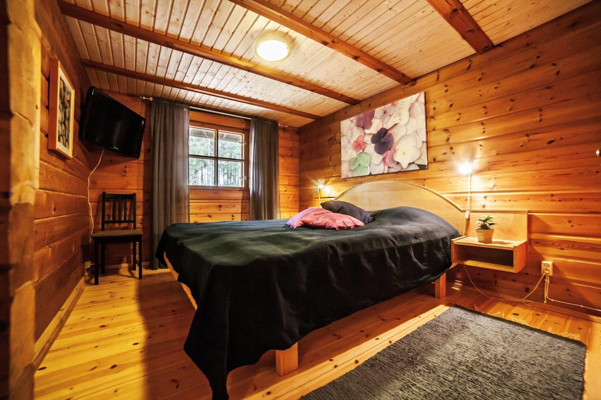 Villa Skitunaes Pyhtaa Екстериор снимка